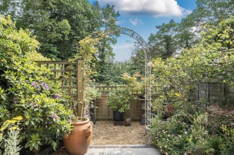 Courtyard Garden