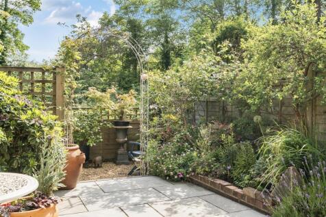 Courtyard Garden