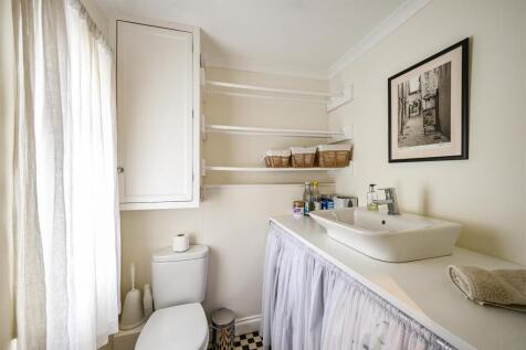 Ground Floor Cloakroom