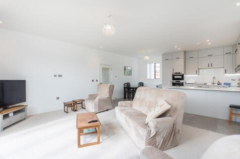 5 Wellington Crescent 0014 (1)