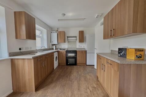 kitchen x2 croxford gardens
