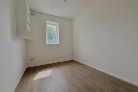 3rd bedroom croxford gardens