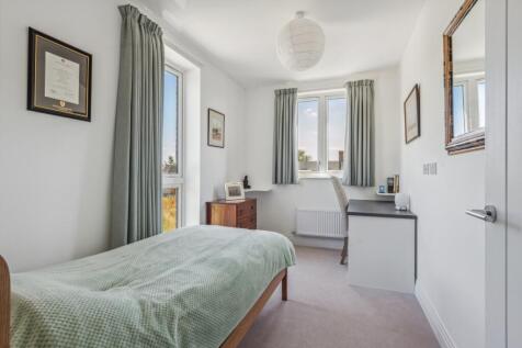 21 Goff Bed