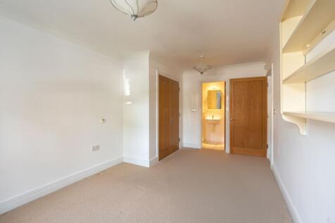 bedroom clarendon street 