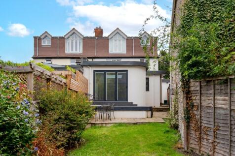 25 Highfield Avenue-02170 (2)