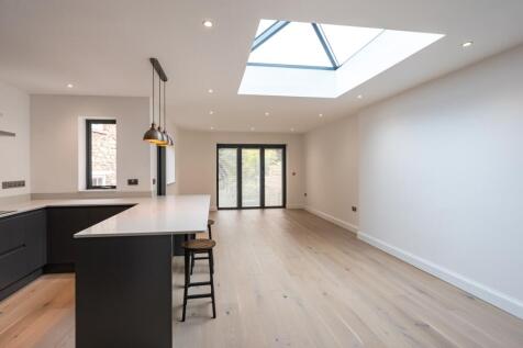 25 Highfield Avenue-02054
