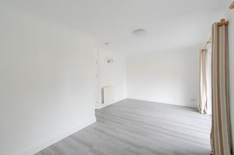 10 Beaufort Close-00821 (1)
