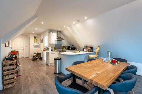 Flat 9 The Gables-04954