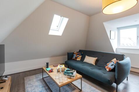 Flat 9 The Gables-04959