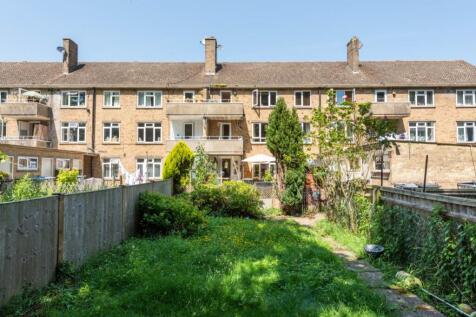 Lrg_7 Cockpit Close HIGH-11