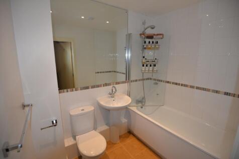 bathroom photos nursey close x6 