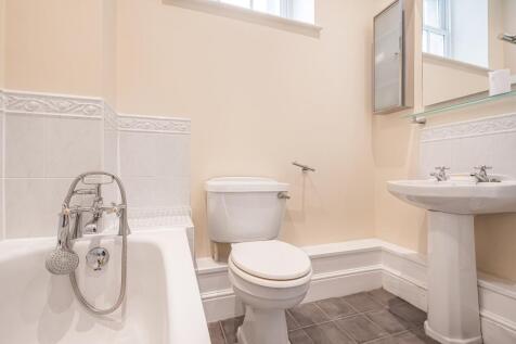 bathroom photo st georges 