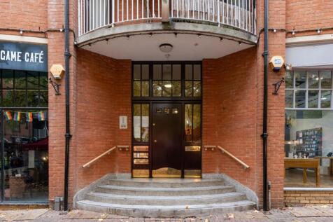 28 The Chilterns external