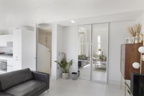 Flat 5, 30, Park Stree Borough Market, London Brid