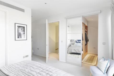 Flat 5, 30, Park Stree Borough Market, London Brid