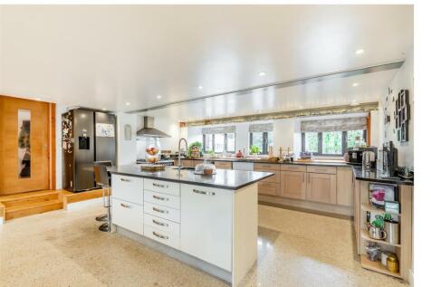 8561063-interior09.jpg