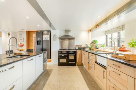 8561063-interior05.jpg