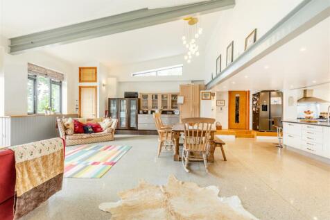 8561063-interior06.jpg