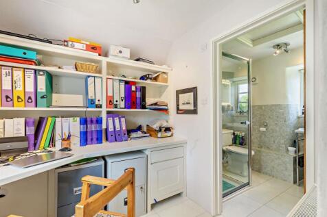 8551880-interior05-800.jpg