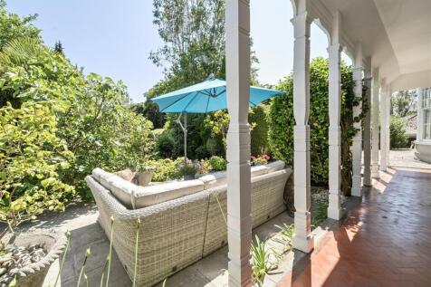 Veranda (front)