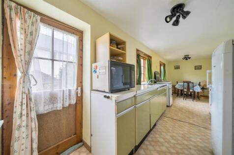 Kitchen/Utility