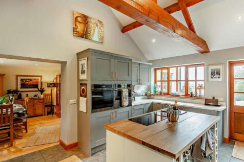 8593097-interior11-800.jpg
