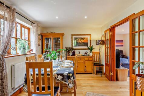 8593097-interior13-800.jpg