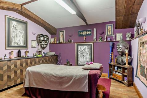 8593097-interior02-800.jpg
