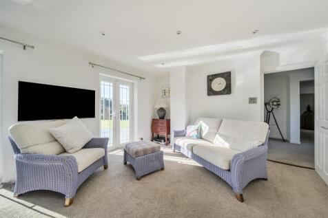 Kitchen/diner/family room