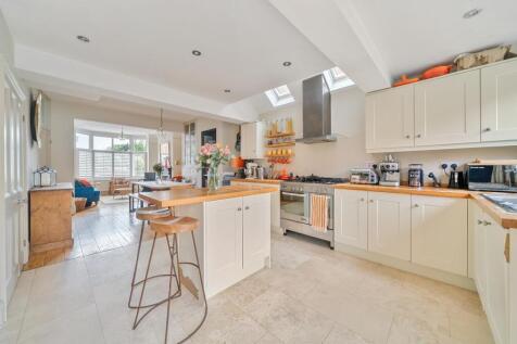 Kitchen/Dining/Sitting room