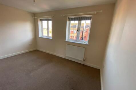 First floor bedroom.jpg