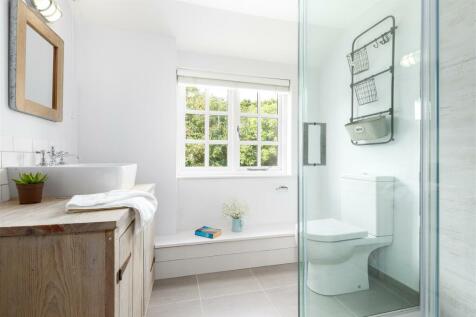 Ivy Cottage-150-Edit.jpg
