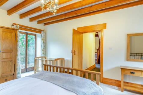 8607632-interior07.jpg
