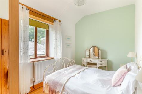 8607632-interior26.jpg