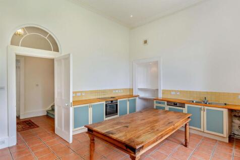 8595763-interior12-800.jpg