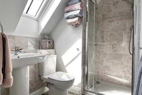 En-Suite 2