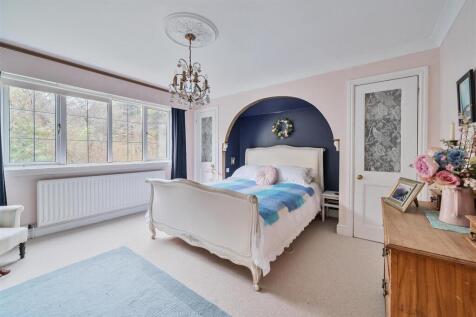 Seasons bedroom.jpg