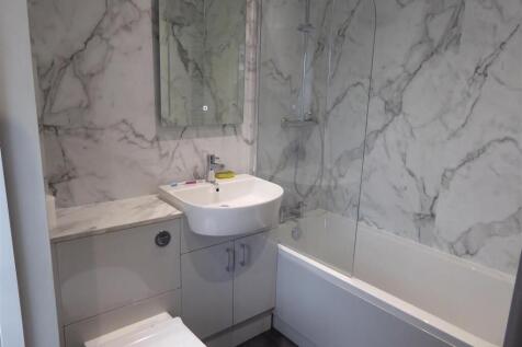 En-suite 1