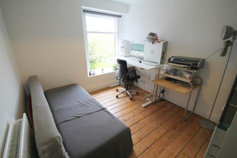 TD Bedroom 2.JPG