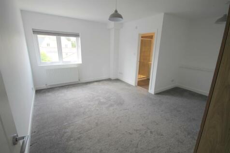 RH Bedroom 1.JPG