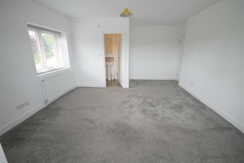 RH Bedroom 2ii.JPG
