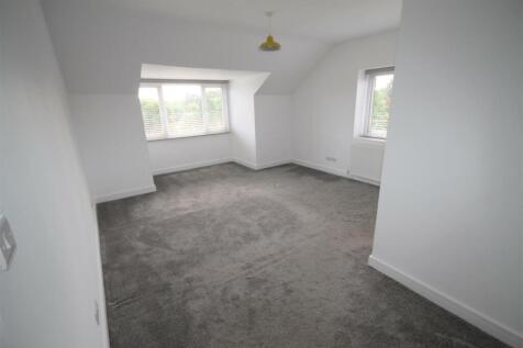 RH Bedroom 2.JPG