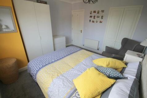 CC Bedroom 1iii.JPG