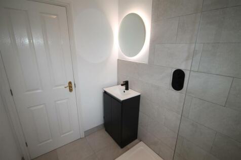 CC Shower Room ii.JPG