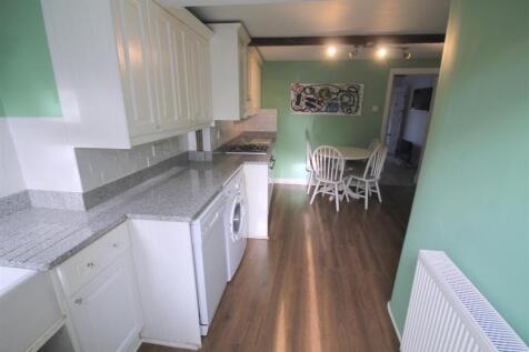 CS Kitchen vi.JPG