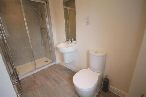 PW EnSuite.JPG