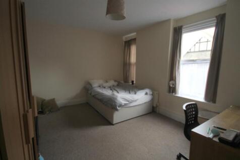 SR Bedroom d ii.JPG