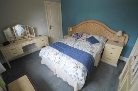 LO Bedroom cii.JPG