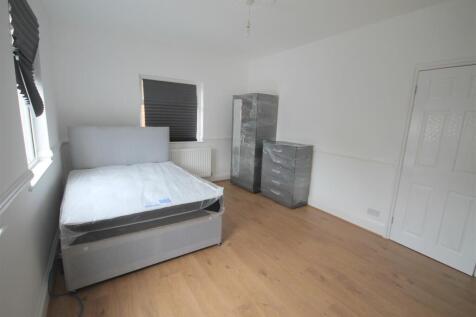 ROOM 1.JPG