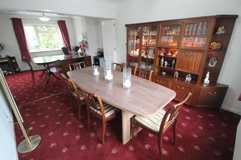 PC Dining Room.JPG